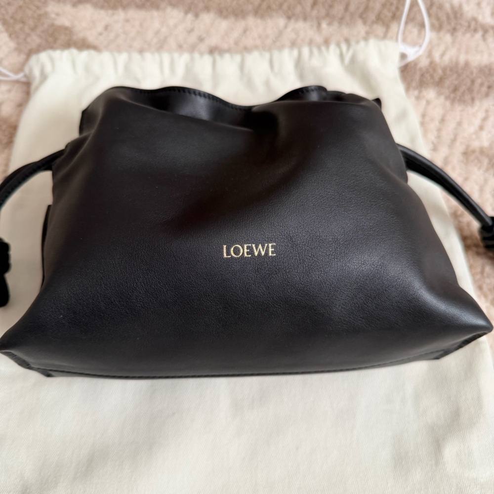 Loewe Mini Flamenco Black Leather Shoulder Bag or Clutch with Gold Logo - Picture 3 of 5